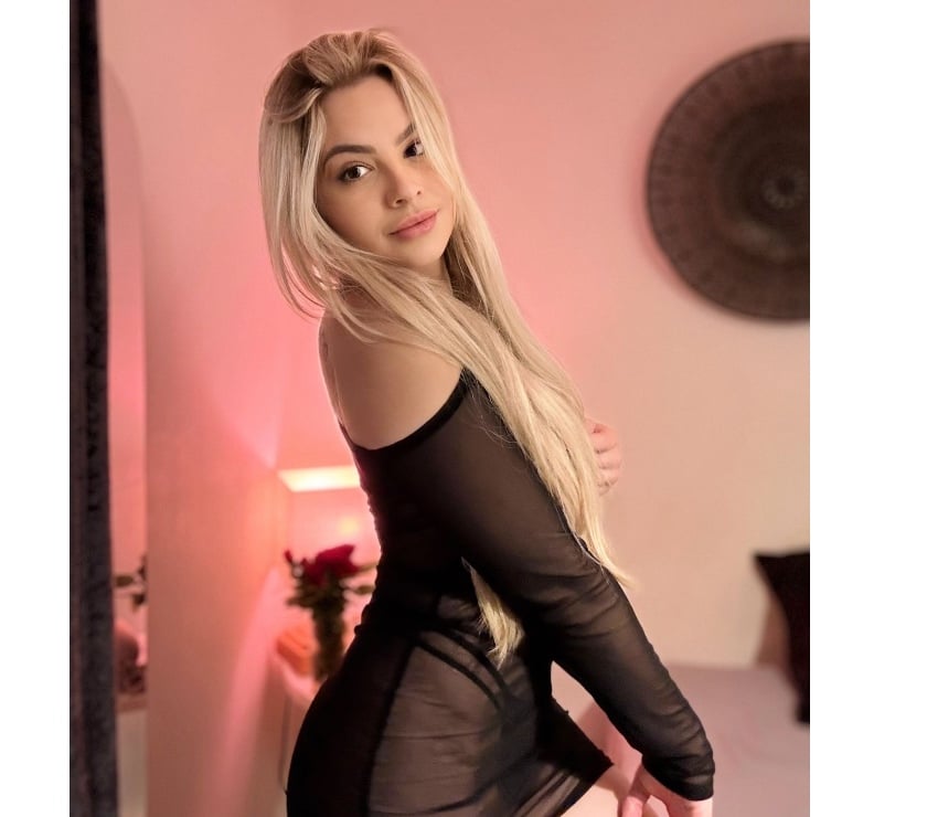 Escorts South East London Bromley - Photos for IZA BRAZILIAN🇧🇷💯KISS🥂GFE💋OWO🔥PARTY