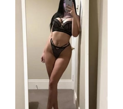 Escorts Leigh Wigan - Photos for 🩷PARTY GIRL🩷JUST OUTCALL🩷GFE🩷