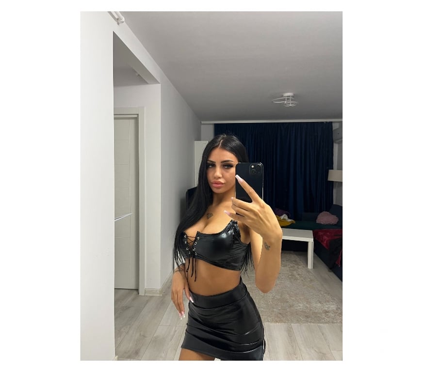 Escorts South East London Croydon - Photos for P@rty girl Eveline❤️best service in town