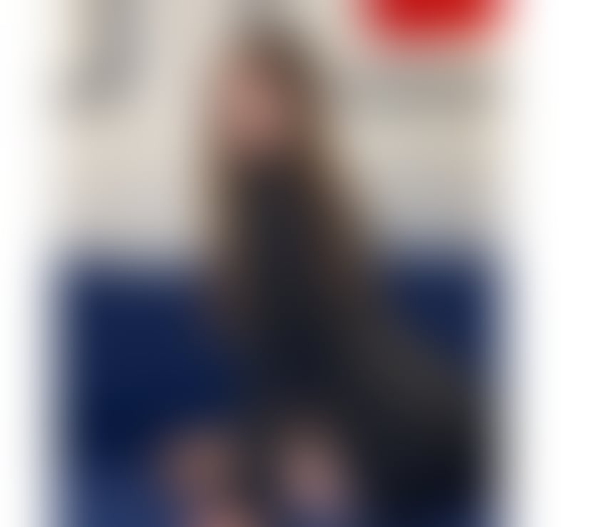 JÚLIA JUST ARRIVE IN TOWN 📍