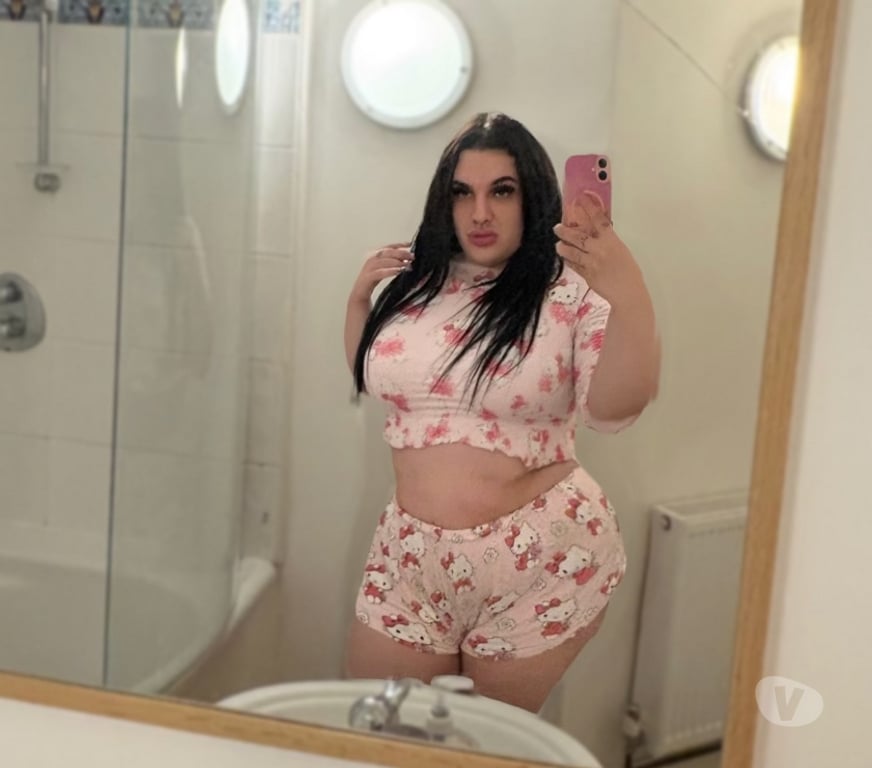 Trans Escorts North London Southgate - North London - Photos for TRANS FREAK FAT ASS SHEMALE IN FINCHLEY 😛🍑