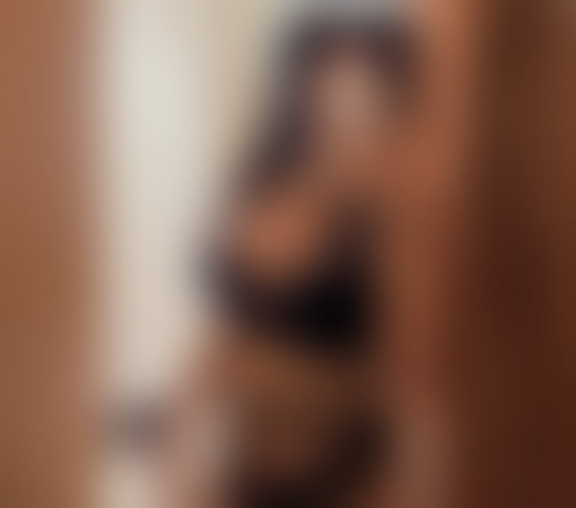 Escorts West Sussex Crawley - Photos for Vanessa new girl in town !❤️