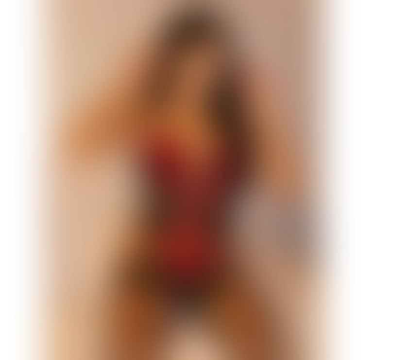 Lua Stunning Brazilian naughty girl 😈🩷