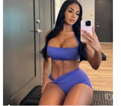  Escorts Dentons Green Saint Helens - Photos for New Ebony Hot 🍑 curvy 💦 unhurried services. A level