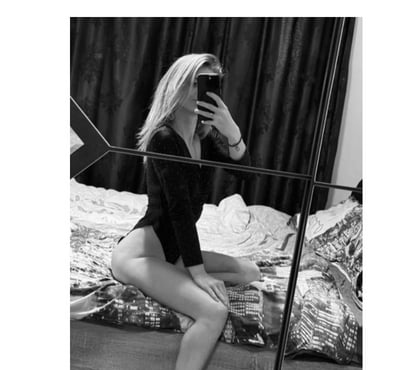 Photos for Hot girl🔥 Erika ~Outcall 🔥 party Girl 🤭