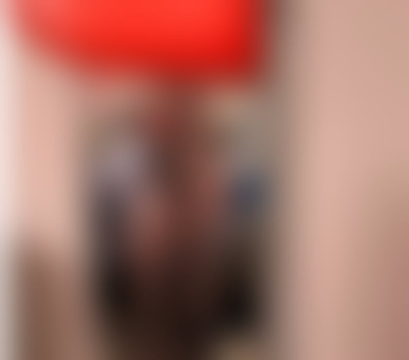 New in town here to make you feel happy 💋