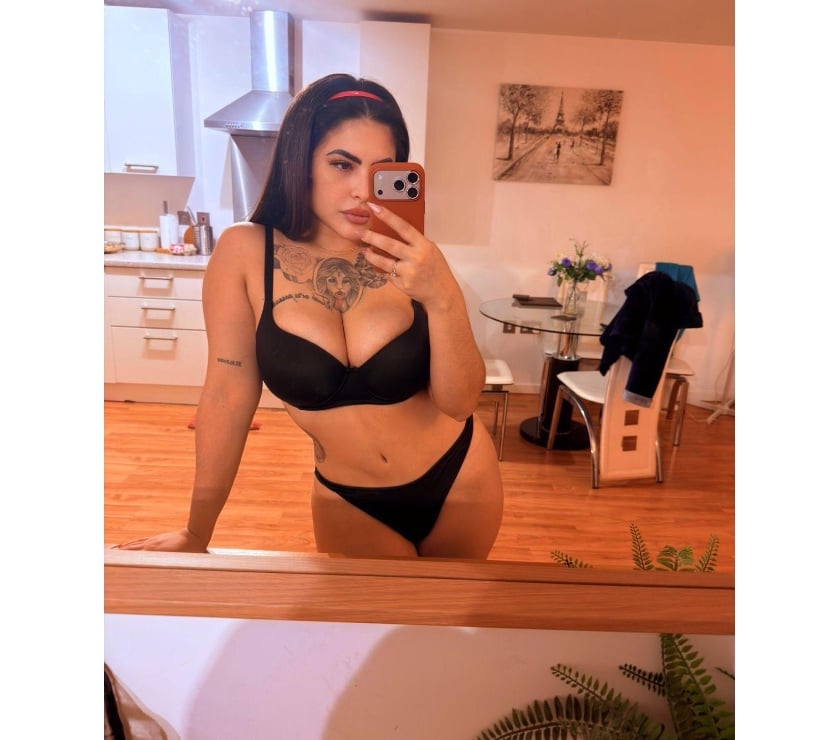 Escorts East London Stratford - East London - Photos for 🇮🇳 Indian rani Stratford West Ham E15