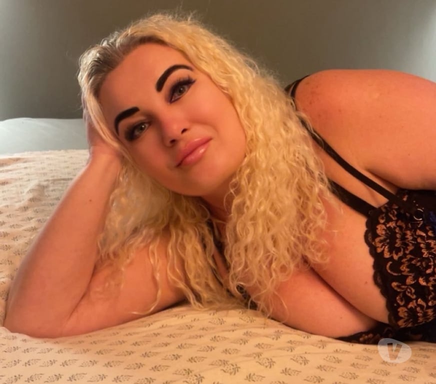 Escorts East London Stratford - East London - Photos for THE BEST SEXY CURVY BLONDE 🔥🔥🔥