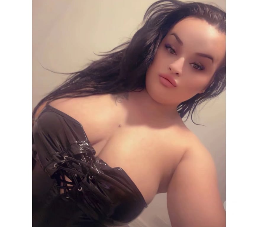Escorts Staffordshire Staffordshire Moorlands - Photos for ♥️💋Just outcall♥️💋 07344912376