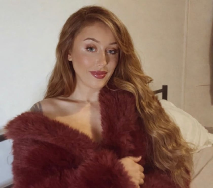 Photos for HOLLIE DOLL - VID CALLS