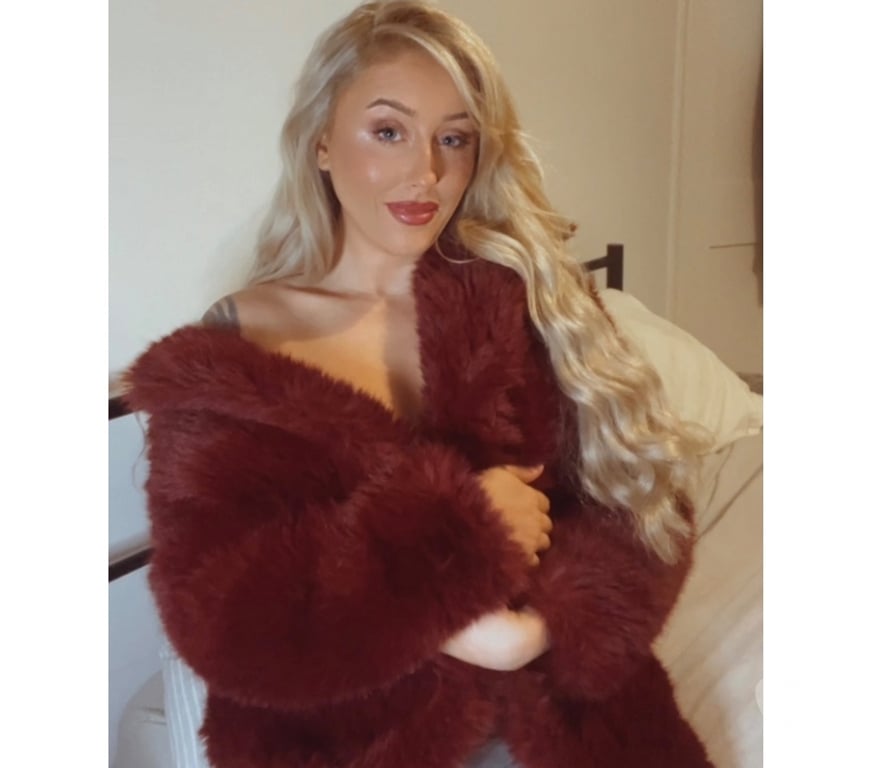 Adult Entertainment Central London Mayfair - Central London - Photos for HOLLIE DOLL - VID CALLS