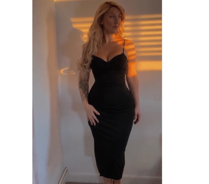 Adult Entertainment Mayfair Central London - Photos for HOLLIE ROSE - VID CALLS- LIVE VERIFY