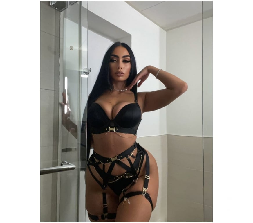 Escorts Falkirk Falkirk Town Centre - Falkirk - Photos for PAOLA 🔥 LATINA 💋 PARTY GIRLFRIEND 🥳