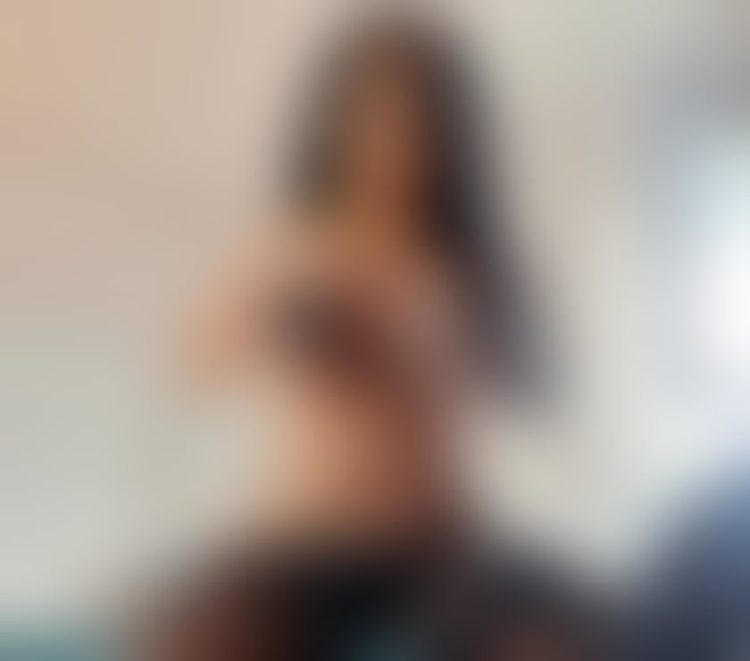 Escorts and Massages Manchester City Centre Manchester - Photos for Luiza❤️Incall-Outcall❤️ Party Girls