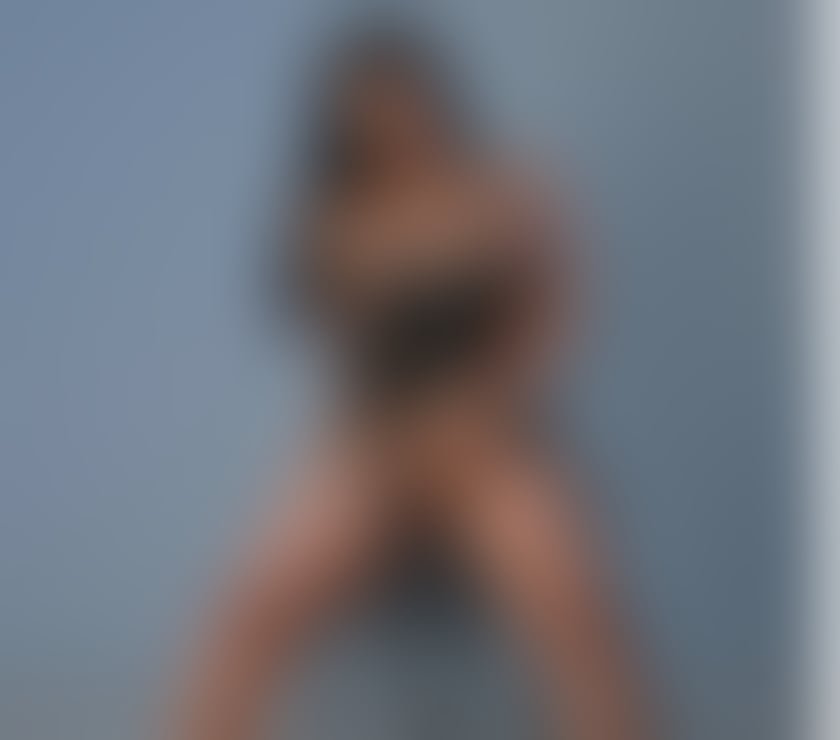 Escorts West Yorkshire Leeds - Photos for Aicha Full servisincall&outcal Party girl best over night
