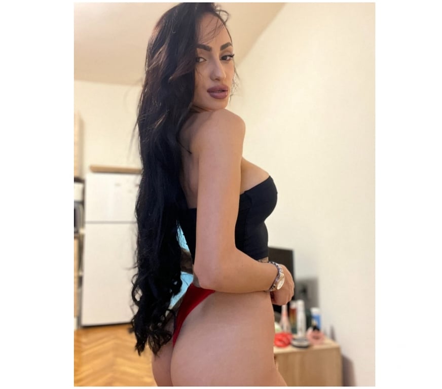 Escorts North West London Harrow - Photos for 💋Hi I'm VERA I'm new to Harrow Call me for more details