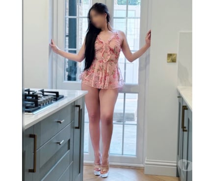  Escorts Greenwich South East London - Photos for Layla sexy Latina 🩷😍🥰🥳😝😈