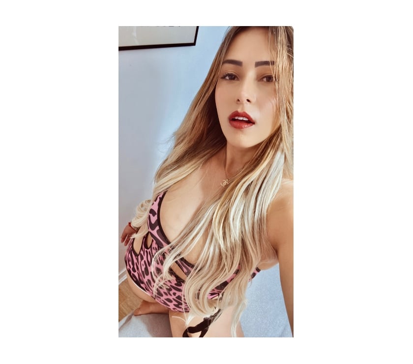  Escorts Mile End Station East London - Photos for 🎉Let's play BIGSS NANDAH