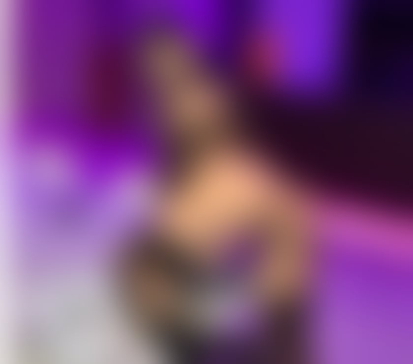 Escorts South East London Woolwich - South East London - Photos for 🔥🥳BRUNETTE PARTY GIRL🔥🥳