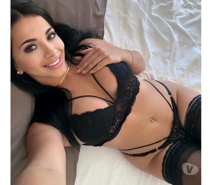 Escorts Watford High Street Station Watford - Photos for New Girl in town 🔥🔥