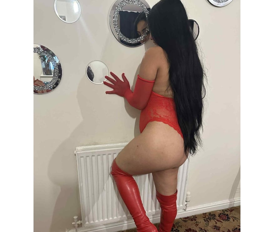 Julia New Girl best service 🥵