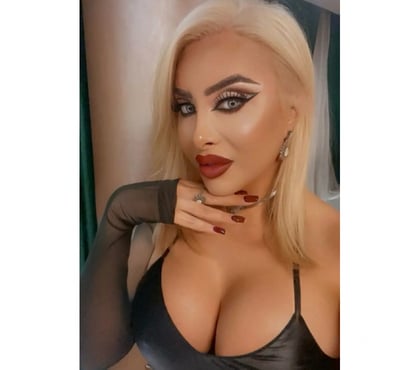 Trans Coventry City Centre Coventry - Photos for Luxury The Perfect Package Krysstal Trans