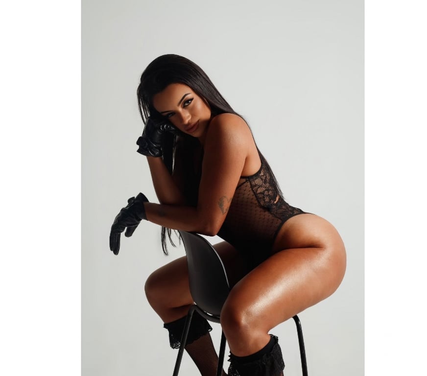 Escorts West London Hillingdon - Photos for Bibi 💃🏻🔥🇧🇷