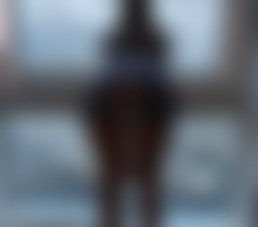 LAUREN PARTYING GIRL