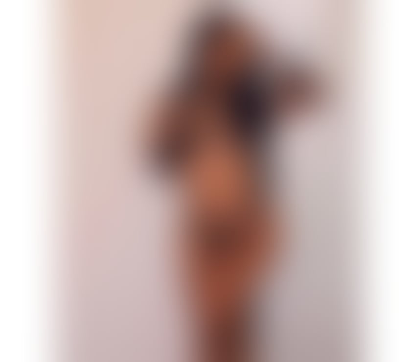 Escorts Slough Slough Town Centre - Slough - Photos for New escort available in town for incall and outcall X