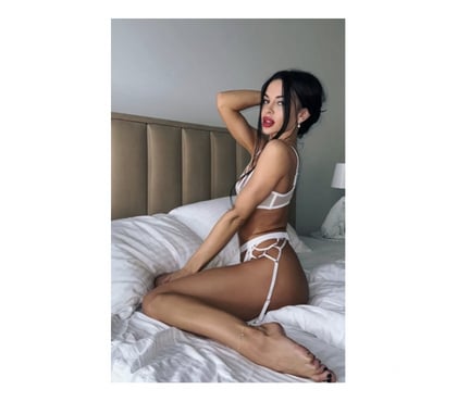  Escorts Guildford Town Centre Guildford - Photos for JULIA NEW IN TOWN❤️