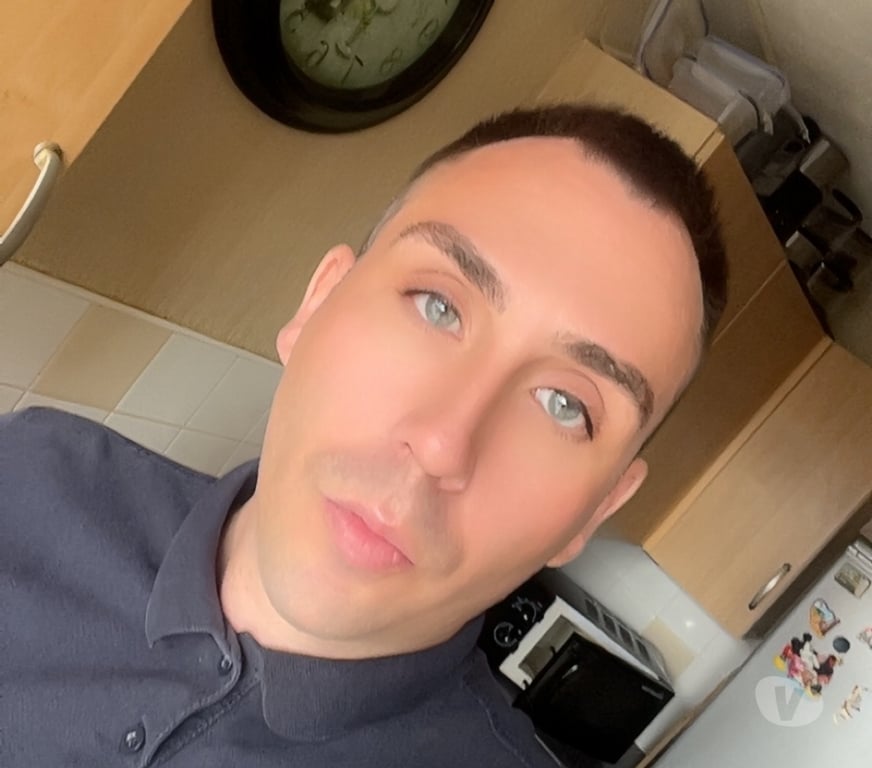  Gay massage West Yorkshire Bradford - Photos for Straight acting