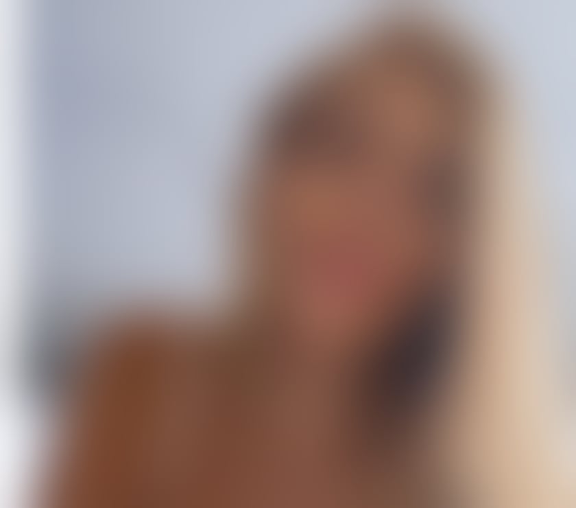 Escorts Swansea City Centre Swansea - Wales - Photos for kendall your new latina Sensation