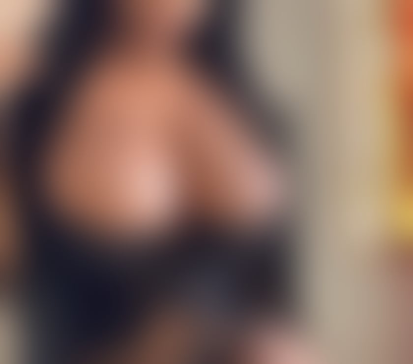 Escorts East London Havering - Photos for PARTY EBONY💥 BIG BOOBS💯 IN ROMFORD