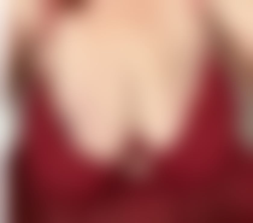 Escorts Buckinghamshire Milton Keynes - Photos for English Curvy Escort Available In Milton Keynes for Incalls