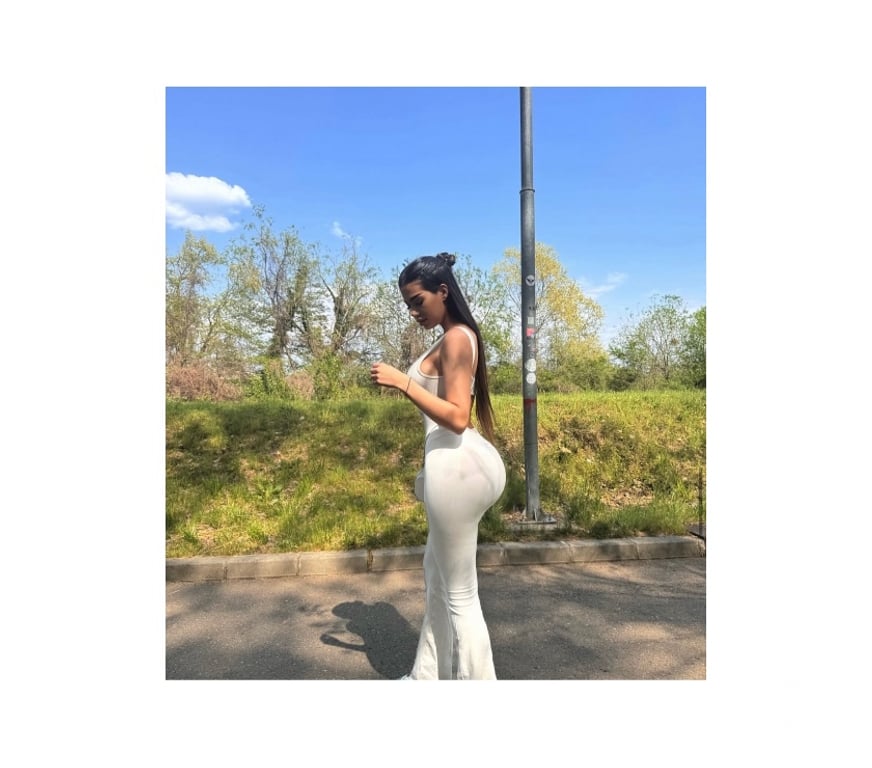 Escorts Kent Canterbury - Photos for New new in town ,couple days , party party