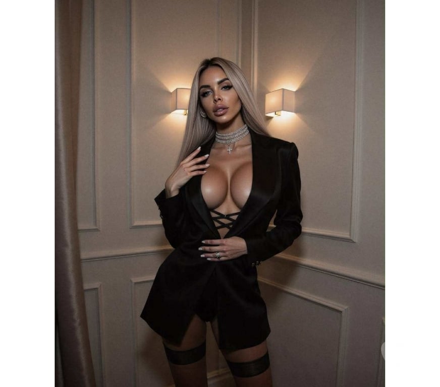 Escorts West London Hillingdon - Photos for Weekly VIP Draw – OUTCALL ONLY