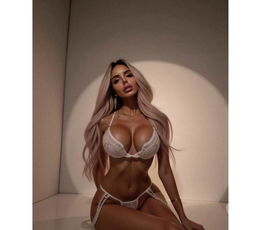 Escorts West London Hillingdon - Photos for Weekly VIP Draw – OUTCALL ONLY