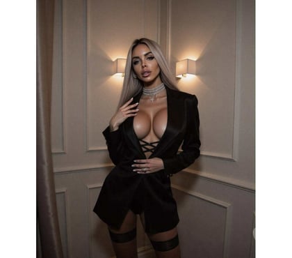 Escorts Hayes Hillingdon - Photos for Weekly VIP Draw – OUTCALL ONLY