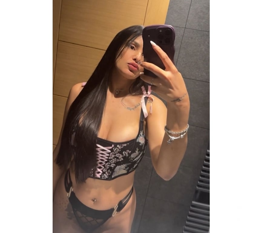 Escorts West Midlands Birmingham - Photos for Hot Brazilian brunette😈 Party Girl 🎉