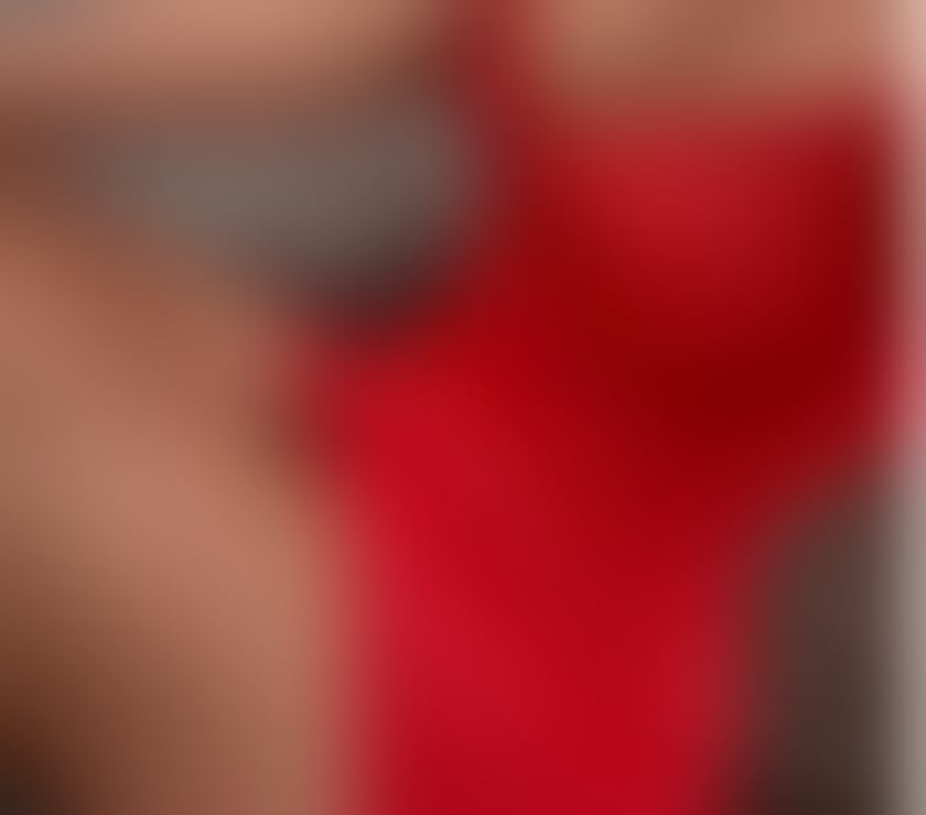 💋British Slim Leggy Brunette Party Girl Late Night