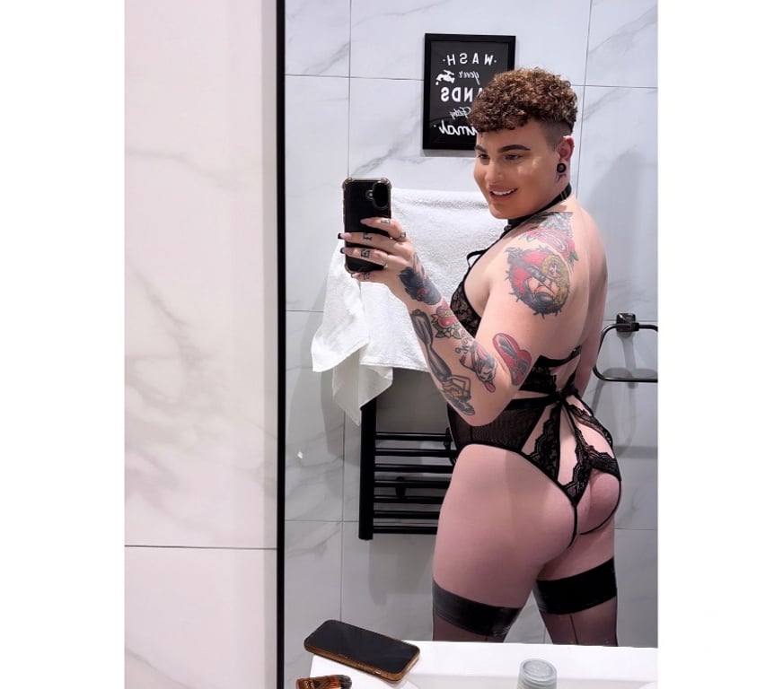 Trans Escorts West Yorkshire Bradford - Photos for LUXURIOUS FEMBOY🇬🇧 1st-5th!