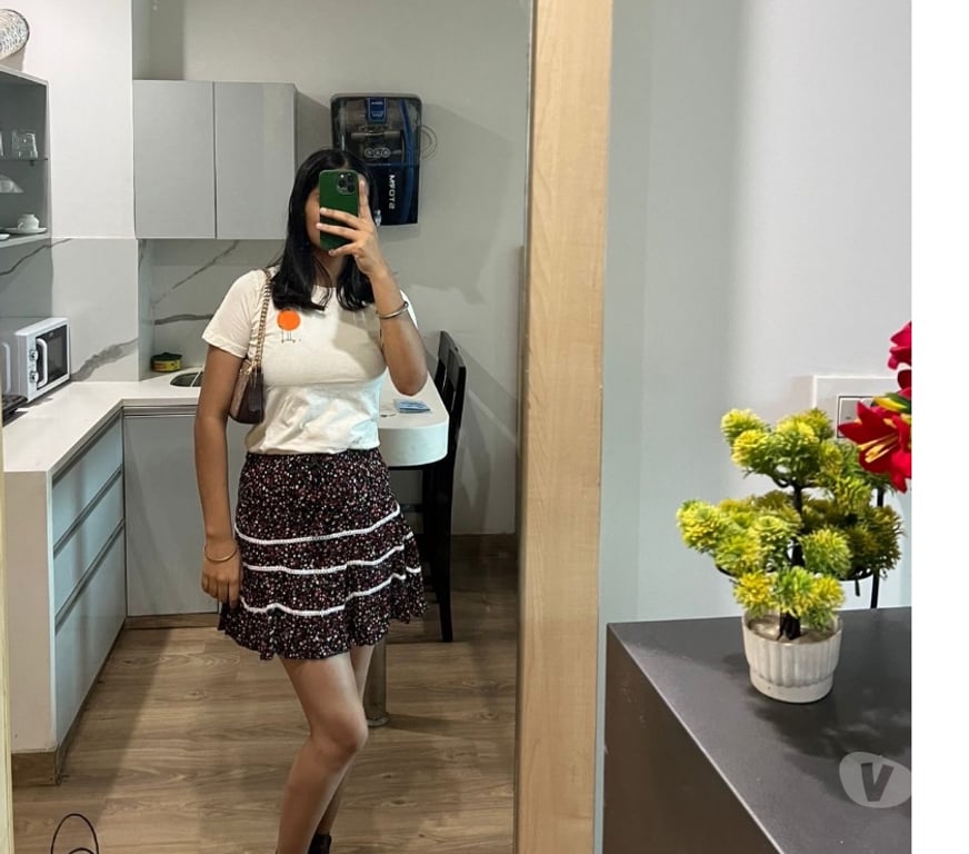 Escorts South West London Clapham Common Station - South West London - Photos for Indian girl first time in your town