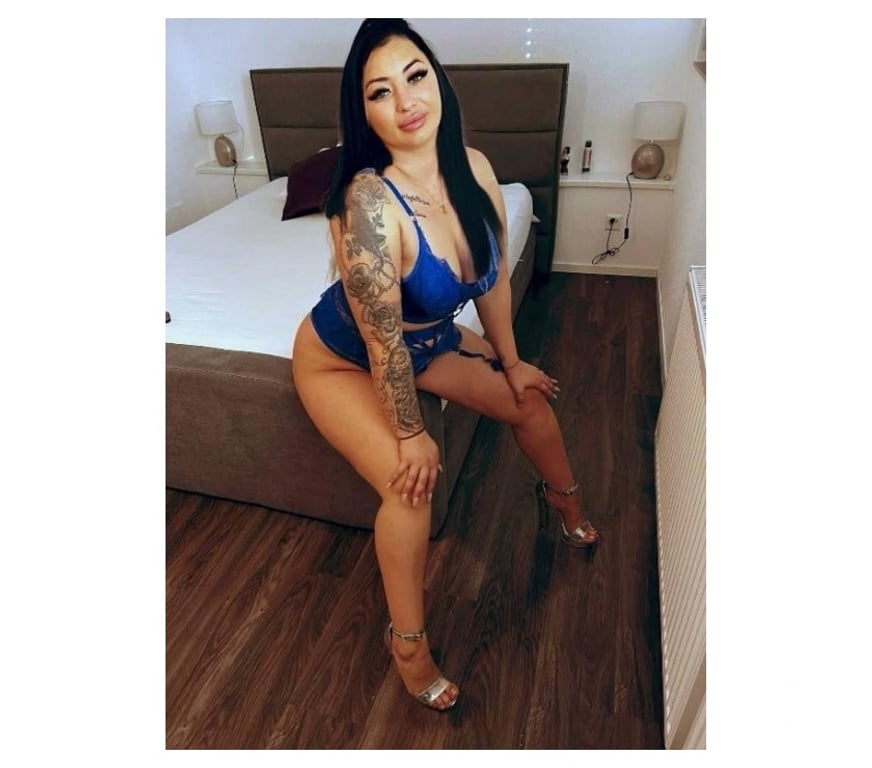 Escorts North Lanarkshire Motherwell - North Lanarkshire - Photos for ONLY OUTCALL☎️CURVY&BUSTY GIRL💋NEW HERE