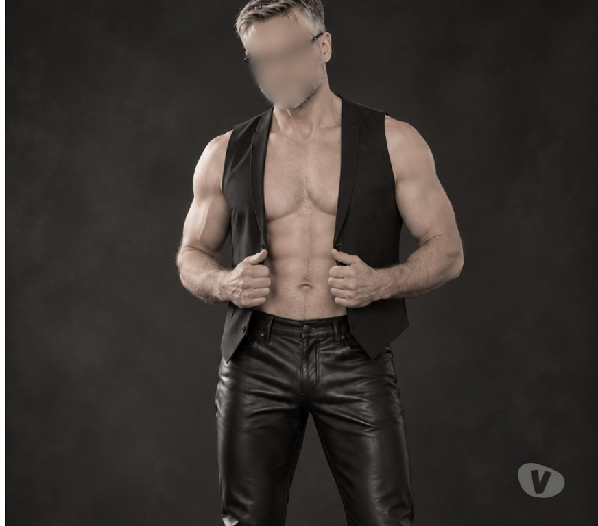 Escorts Essex Chelmsford - Photos for Mature Masculine Male Companion – Chelmsford