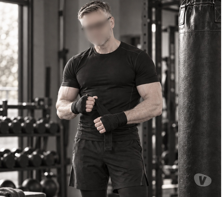Escorts Essex Chelmsford - Photos for Mature Masculine Male Companion – Chelmsford