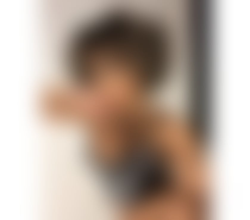 naughty and horny girl🥳🥳🥳🥳