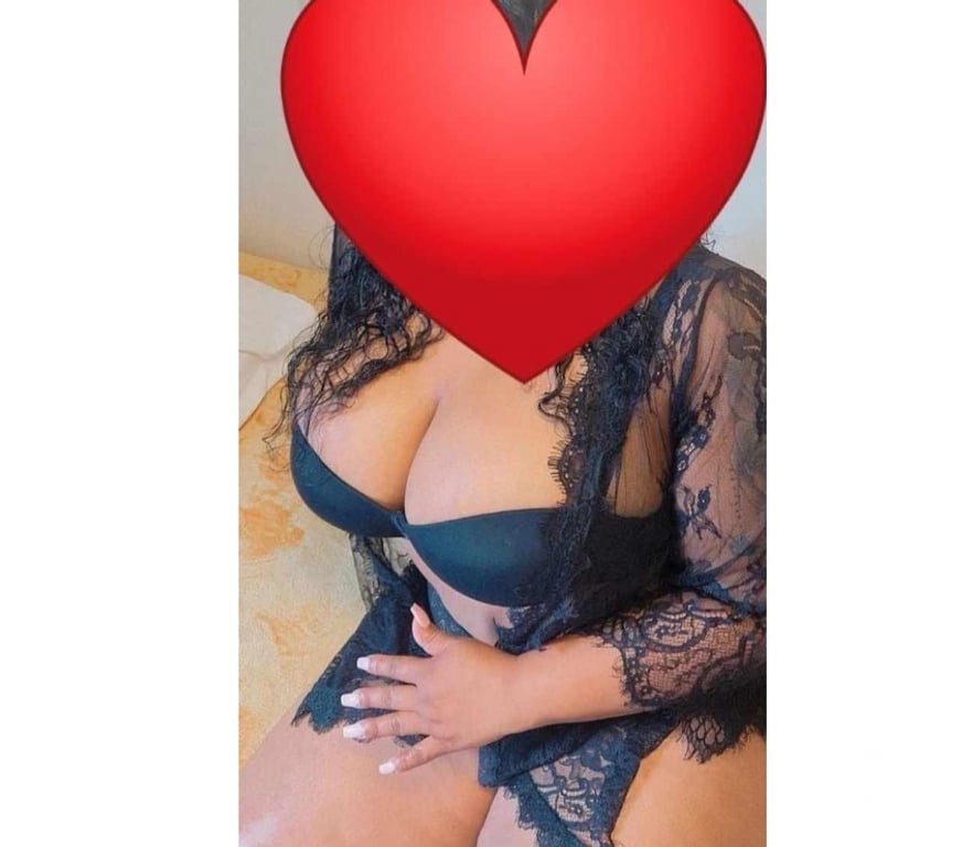 Escorts Bedfordshire Luton - Photos for Indian pornstar Rani