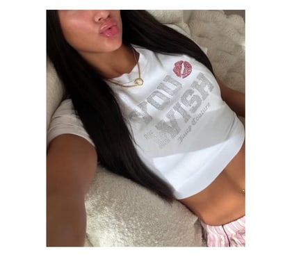 Escorts and Massages Guisborough Redcar and Cleveland - Photos for English petite brunette