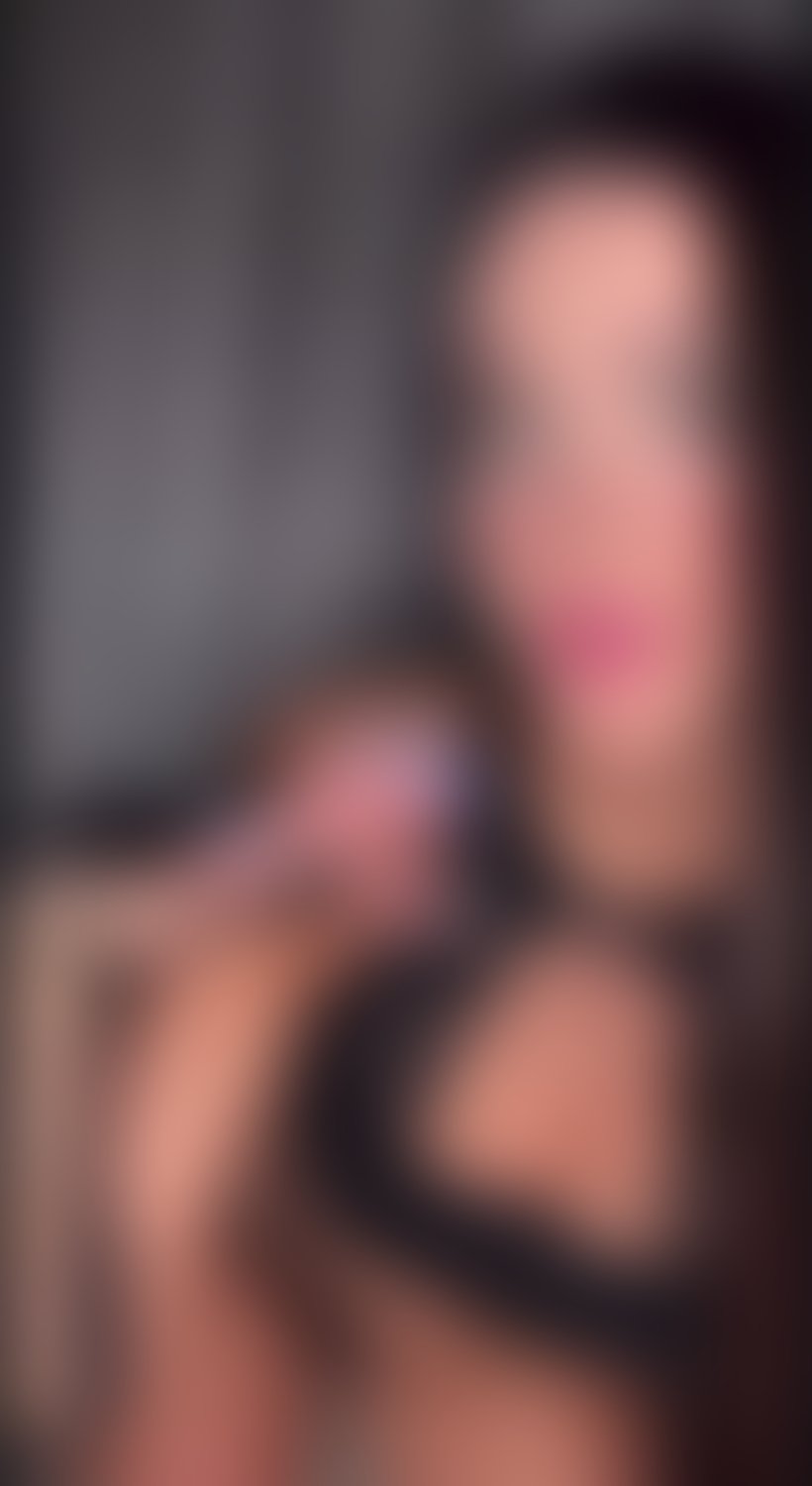 Escorts Reading Reading Town Centre - Reading - 