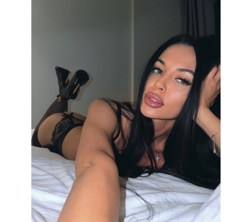 Escorts Essex Uttlesford - Photos for 🔝HOT AND SEXY BODY🔝OUTCALL ONLY 🍑JUICY TITS